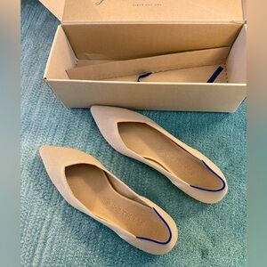 Rothy's Sz 11 Ballet Flats The Point, nude with Leopard Animal Print soles. EUC